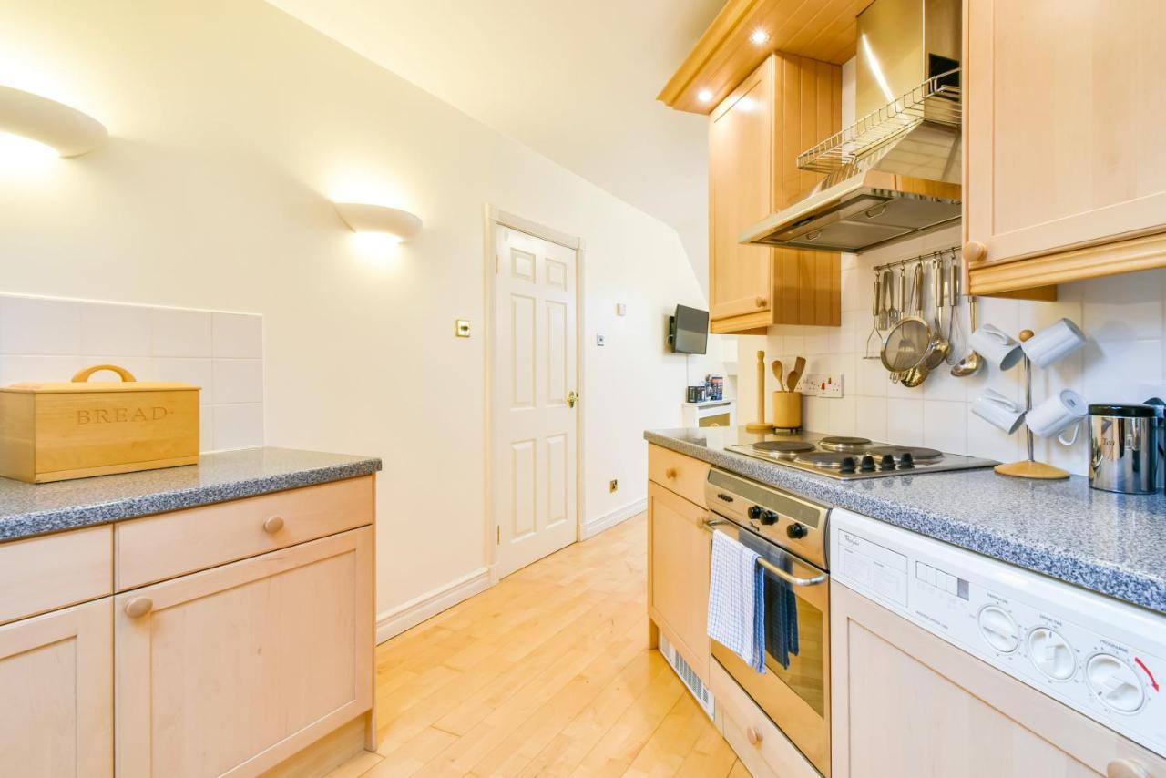 Shambles Suites In The Centre Of York, Sleeps 16 Exterior photo