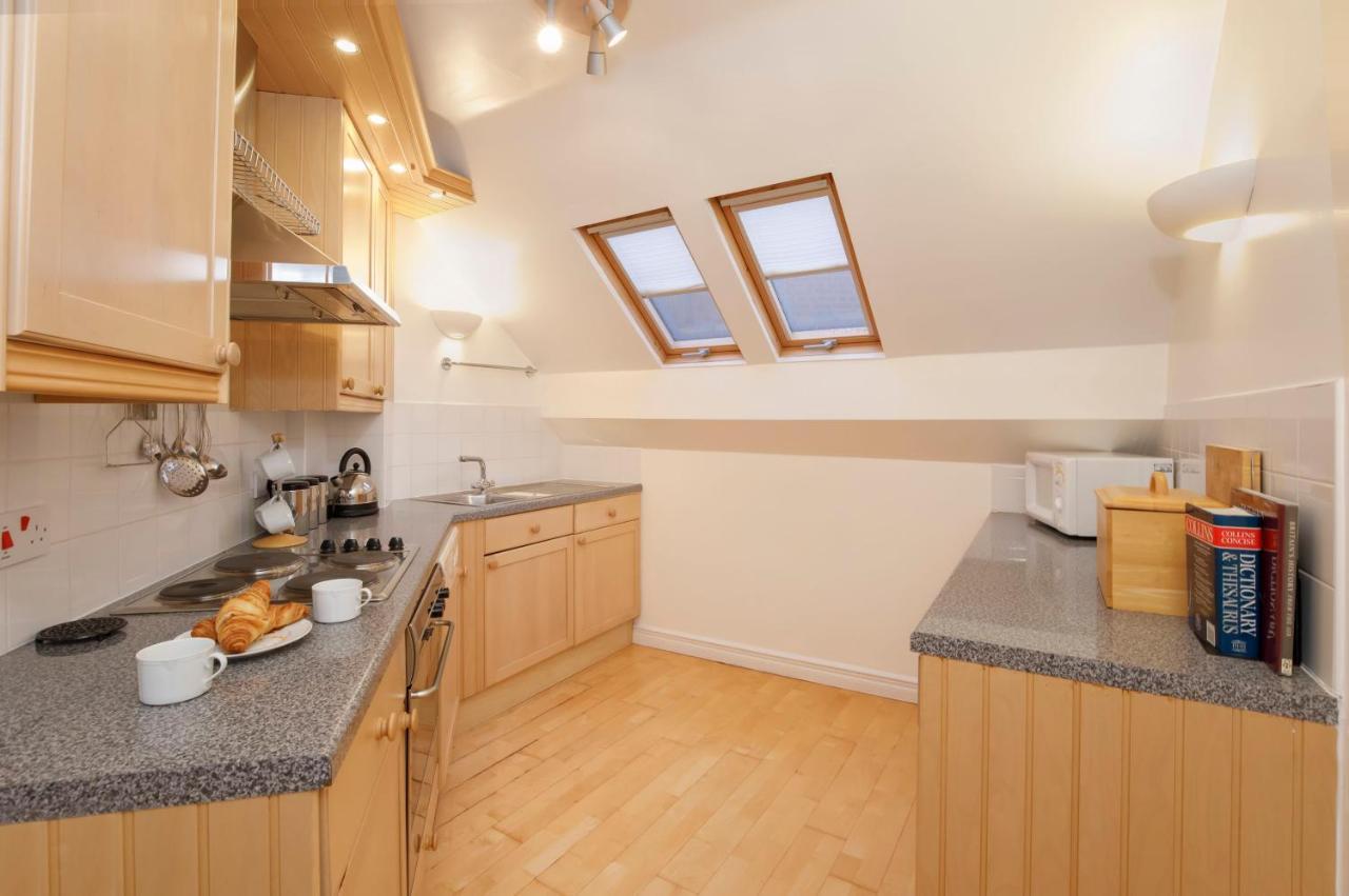 Shambles Suites In The Centre Of York, Sleeps 16 Exterior photo