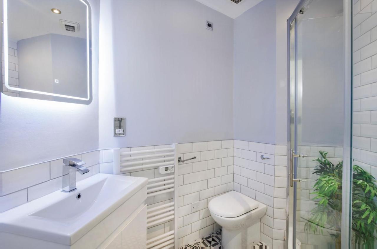 Shambles Suites In The Centre Of York, Sleeps 16 Exterior photo
